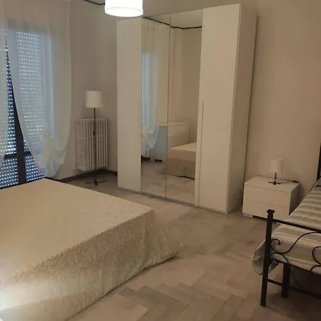 Ampio Fino A 9 Ospiti 아파트 *