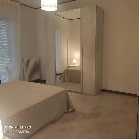 Ampio Fino A 9 Ospiti 포르토 산 조르조