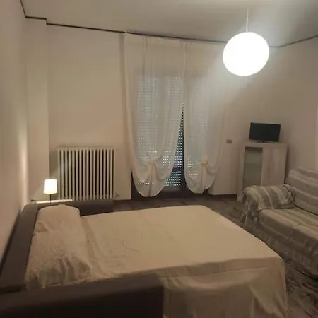 Ampio Fino A 9 Ospiti 아파트 *