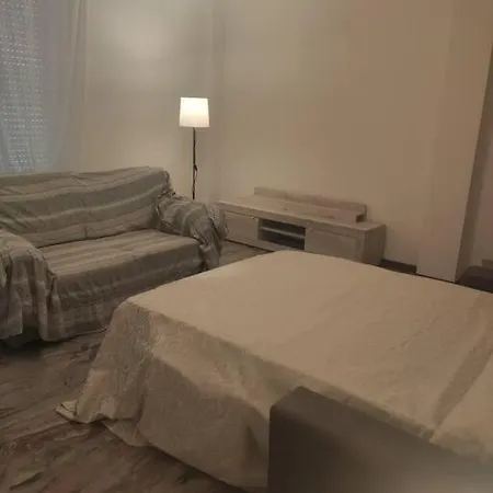 Ampio Fino A 9 Ospiti